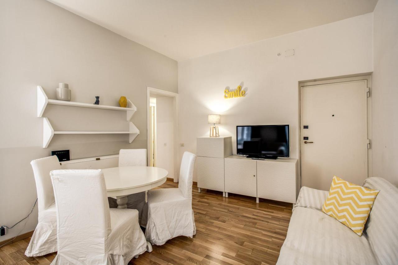 Family Room In Via Del Corso Central Rome Extérieur photo